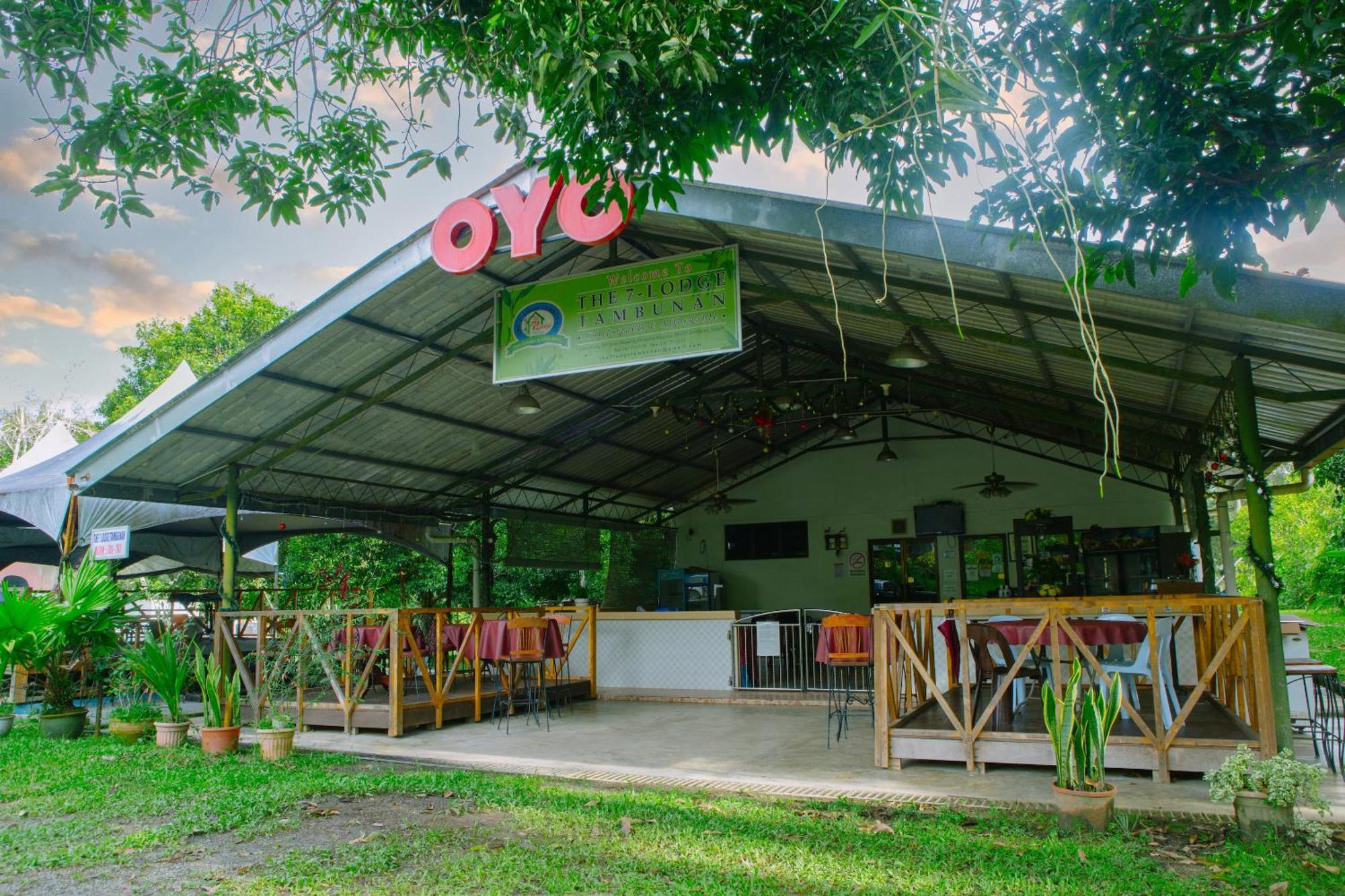 Oyo 90037 The 7 Lodge Tambunan Exterior photo